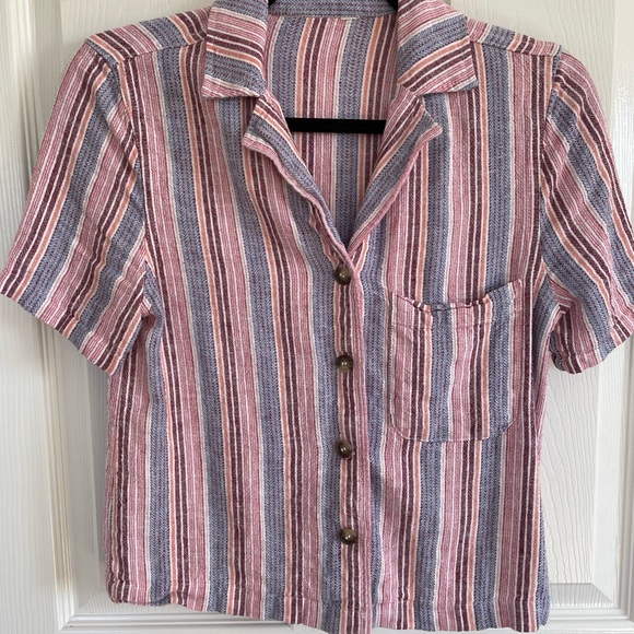 Boho Cropped Button-Up Blouse - Picture 1 of 2